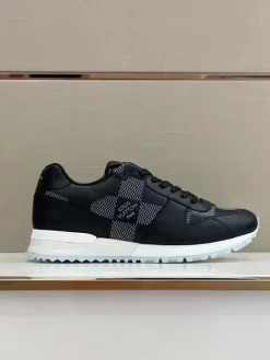 LV Sneakers & Trainers Leather (Black-White) EU39-44 C60202606033316149