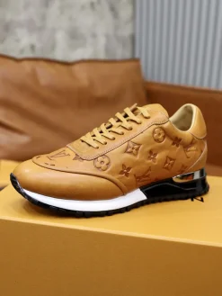 LV Sneakers & Trainers Leather (Brown-White-Black) EU39-44 C40202606033327139