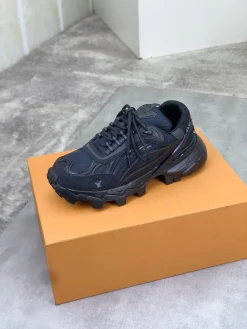 LV Sneakers & Trainers Mesh-Leather (Black) EU39-45 C60202606032392149