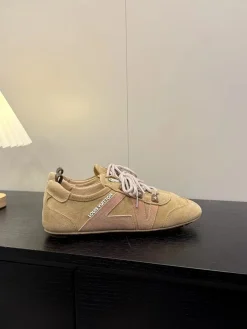 LV Sneakers & Trainers Suede (Beige-Pink) EU35-40 B40202606032395109