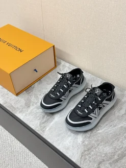 LV Sneakers & Trainers Textile-Rubber (Black-White) EU35-41 C00202606032307129