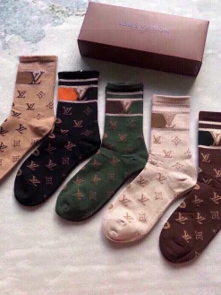 LV Socks D020260602040249