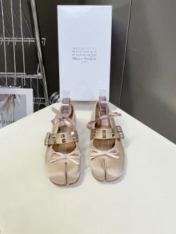 Alternative view of MAISON MARGIELA Flats & Loafers Satin (Beige) EU35-40 B80202606032425129