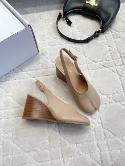 MAISON MARGIELA Pumps & Heels Leather (Beige-Brown) EU35-39 B90202606032573129
