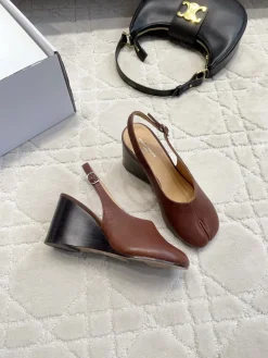 MAISON MARGIELA Pumps & Heels Leather (Brown-Black) EU35-39 B90202606032575129