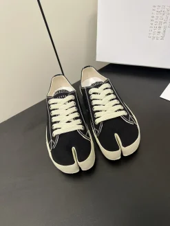 Alternative view of MAISON MARGIELA Sneakers & Trainers Canvas (Black-White) EU35-44 B60202606032441119