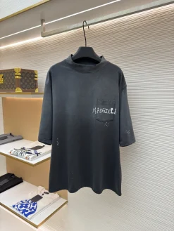 MAISON MARGIELA T-shirts & Vests Cotton (Black-White) XS-L A4020260613040589