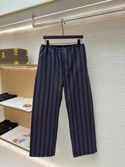 MAISON MARGIELA Trousers & Shorts Cotton (Navy-Red) 46-52 A8020260613046099