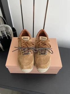 Alternative view of MIU MIU Boat Shoes & Espadrilles Suede (Brown-Beige) EU35-40 B80202606032451129