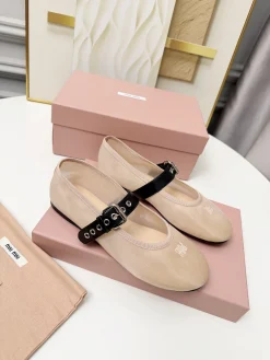 Alternative view of MIU MIU Flats & Loafers Textile-Leather (Beige-Black) EU35-40 B0020260603246399