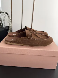 MIU MIU Slides & Slippers Suede (Brown) EU35-41 B50202606032529119