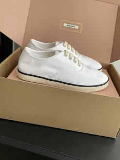 MIU MIU Sneakers & Trainers Canvas (White-Black-Beige) EU35-40 B30202606032543109
