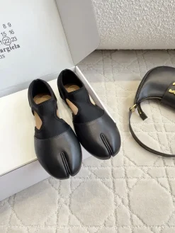 Alternative view of MM6 Flats & Loafers Leather (Black) EU35-39 B40202606032555109