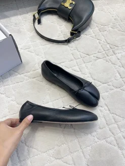 MM6 Flats & Loafers Leather (Black) EU35-39 B80202606032556129