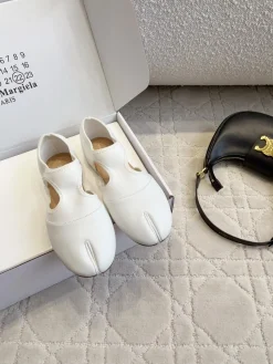 Alternative view of MM6 Flats & Loafers Leather (White) EU35-39 B40202606032565109