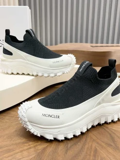 MONCLER Sneakers & Trainers Knit-Rubber (Black-White) EU39-44 C20202606032586139
