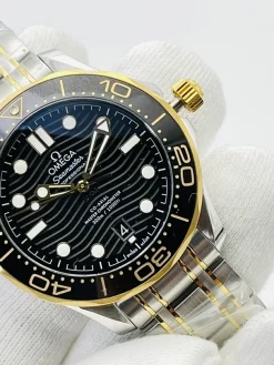 OMEGA Seamaster Automatic 300M (Black Dial) 42mm VS A700202606040599549