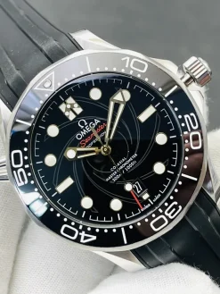 OMEGA Seamaster Automatic 300M (Black Dial) 42mm VS A850202606040194589