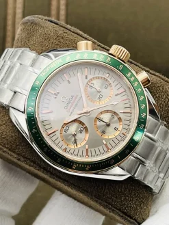 OMEGA Speedmaster Automatic (Silver Dial) 40mm A650202606040465539