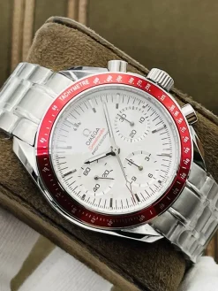 OMEGA Speedmaster Automatic (White Dial) 40mm A600202606040347519