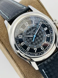 Alternative view of PATEK PHILIPPE Calatrava Automatic 011 (Black Dial) 40mm A550202606040260509
