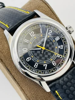 Alternative view of PATEK PHILIPPE Calatrava Automatic 6007G-011 (Black Dial) 40mm A550202606040261509