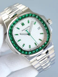 PATEK PHILIPPE Nautilus Automatic 57111A (White Dial) 40mm A400202606040018469