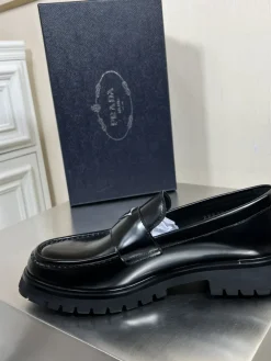 PRADA Flats & Loafers Leather (Black) EU39-44 D20202606032619169