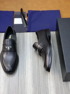 PRADA Flats & Loafers Leather (Black) EU39-44 D50202606032620169