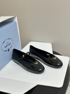 PRADA Flats & Loafers Leather (Black-Gold) EU35-39 C00202606032627129