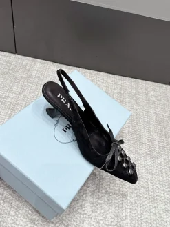PRADA Pumps & Heels Suede (Black-Silver) EU35-39 B80202606033228129
