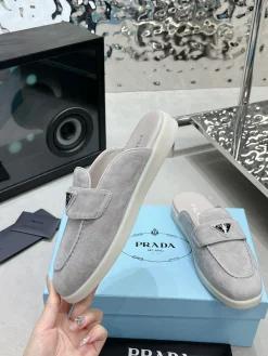 PRADA Slides & Slippers Suede (Grey-White) EU35-45 B30202606032864109