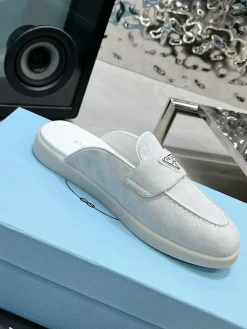 PRADA Slides & Slippers Suede (White) EU35-45 B30202606032867109
