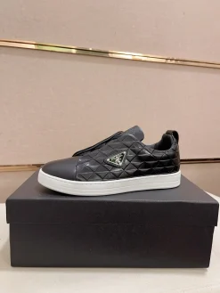 PRADA Sneakers & Trainers Leather (Black-White) EU38-44 B60202606032935119