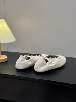 PRADA Sneakers & Trainers Suede-Fabric (White-Black) EU35-40 B0020260603298799