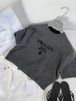 PRADA Sweaters & Knitwear Wool (Gray-Red-Black) B55202606011065119