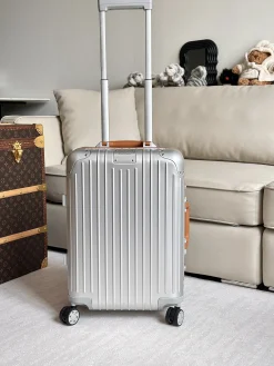 RIMOWA Suitcases 21inch F00202606230078189