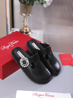 ROGER VIVIER Slides & Slippers Leather (Black) EU35-41 B30202606033033109