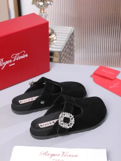 ROGER VIVIER Slides & Slippers Suede (Black-Silver) EU35-41 B30202606033038109
