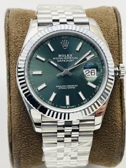 ROLEX Datejust Automatic 3235 (Green Dial) 41mm VS B250202606040111709