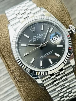 Alternative view of ROLEX Datejust Automatic (Gray Dial) 36mm A800202606040603579
