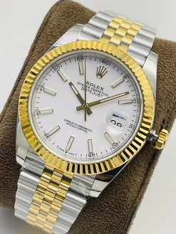 Alternative view of ROLEX Datejust Automatic (White Dial) 41mm A900202606040543609