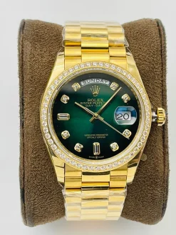 Alternative view of ROLEX Day-date Automatic 3255 (Green Dial) 40mm B000202606040408639