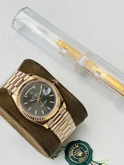 ROLEX Day-date Automatic (Black Dial) 40mm A900202606040406609