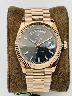 Alternative view of ROLEX Day-date Automatic (Black Dial) 40mm A900202606040406609
