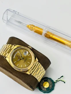 ROLEX Day-date Automatic (Gold Dial) 40mm A900202606040413609