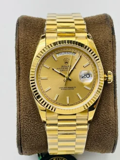 Alternative view of ROLEX Day-date Automatic (Gold Dial) 40mm A900202606040413609