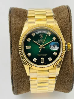 Alternative view of ROLEX Day-date Automatic (Green Dial) 40mm A900202606040411609
