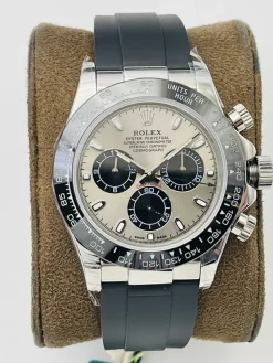 Alternative view of ROLEX Daytona Automatic 116500LN (Silver Dial) 40mm B450202606040129769