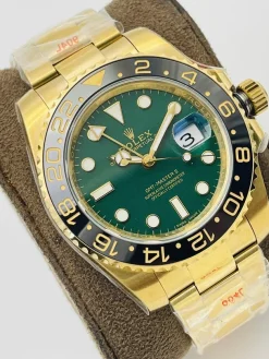 Alternative view of ROLEX GMT Master Automatic 126710 (Green Dial) 40mm B750202606040154849